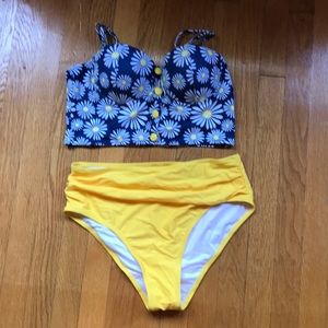 Daisy retro swimsuit